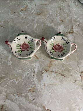 Pair of Floral 'I'll Hold The Bag' Teapot Spoon or Teabag Rests